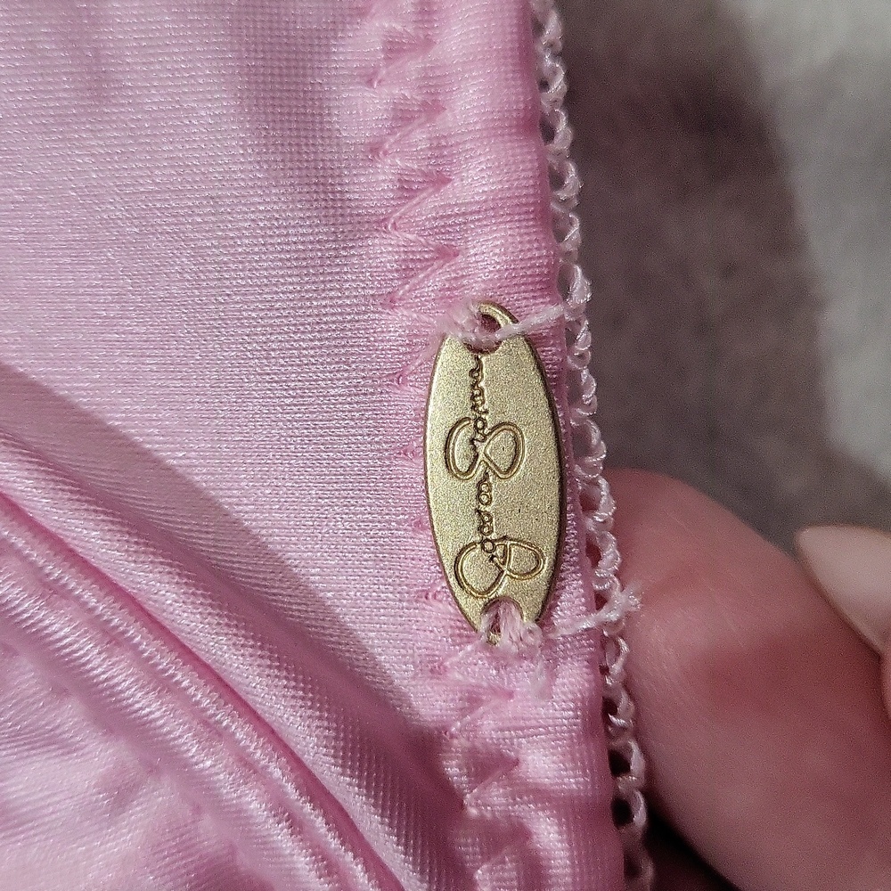 Jessica Simpson Bra - Picture 4 of 10